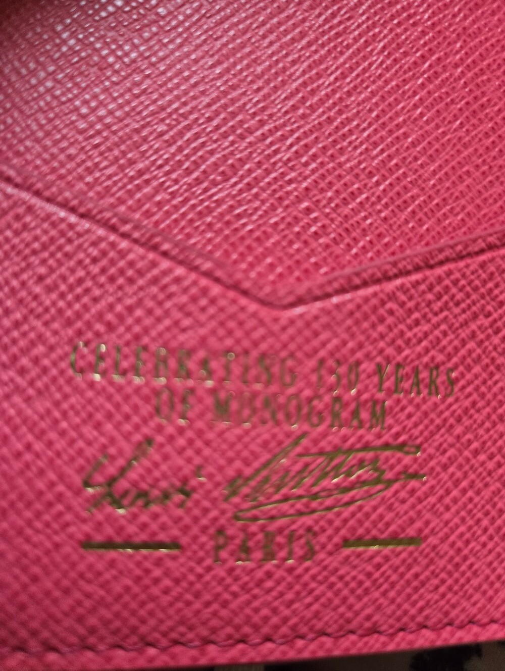 💖 LV Pink Passport Holder Monogram NWT - Picture 16 of 16